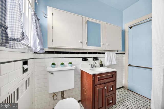 226 GLENMORE AVE, Catonsville, MD 21228