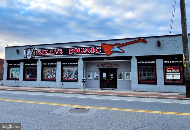 226 GLENMORE AVE, Catonsville, MD 21228