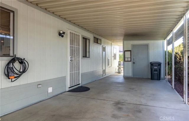 1250 N Kirby 92, Hemet, CA 92545