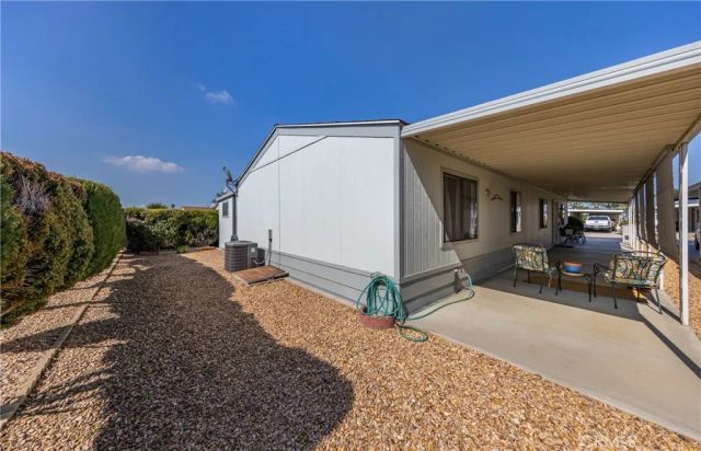 1250 N Kirby 92, Hemet, CA 92545