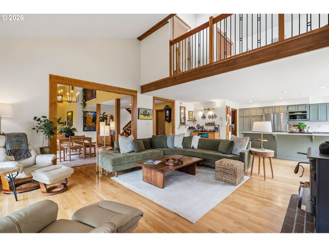 15317 Ne WINSOR Dr, Brush Prairie, WA 98606