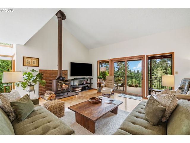 15317 Ne WINSOR Dr, Brush Prairie, WA 98606