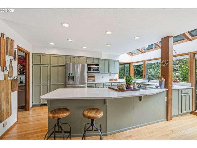 15317 Ne WINSOR Dr, Brush Prairie, WA 98606