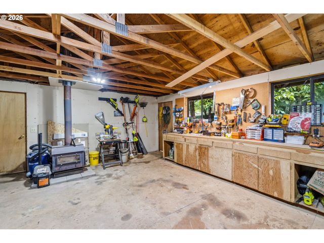 15317 Ne WINSOR Dr, Brush Prairie, WA 98606