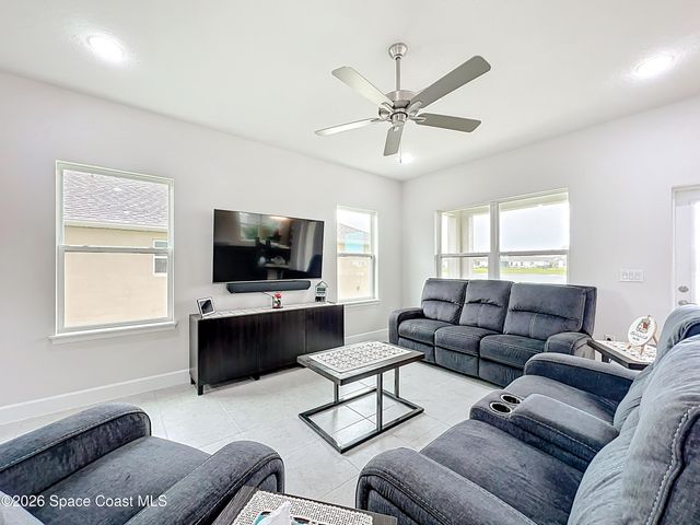 2204 Middlebury Drive SE, Palm Bay, FL 32909