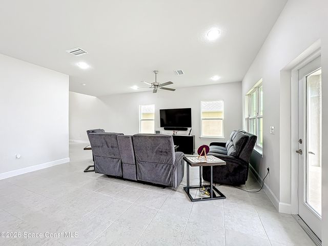 2204 Middlebury Drive SE, Palm Bay, FL 32909