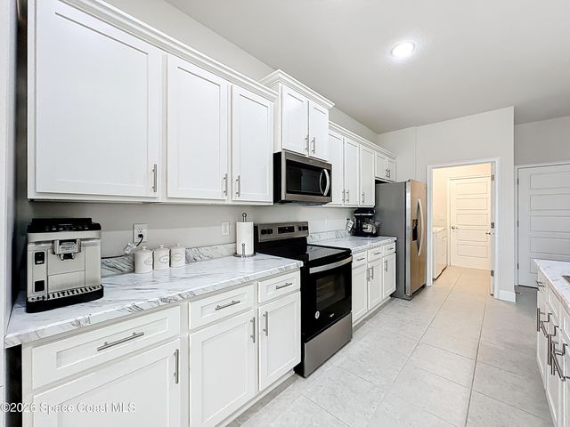 2204 Middlebury Drive SE, Palm Bay, FL 32909