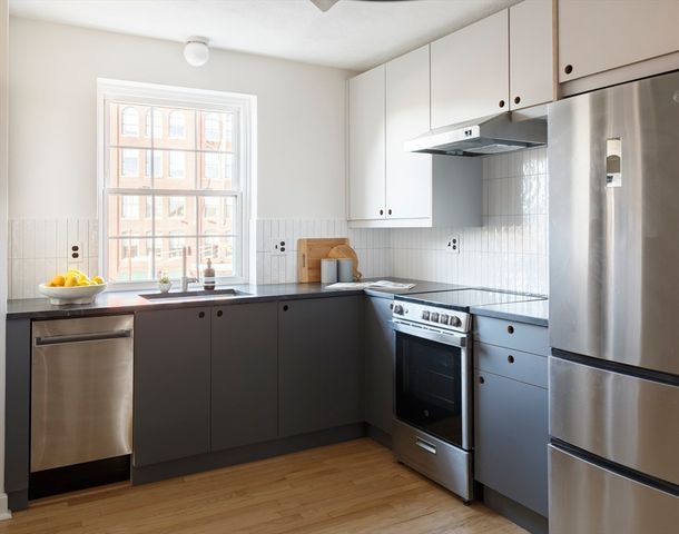 5 Walden 8, Cambridge, MA 02140