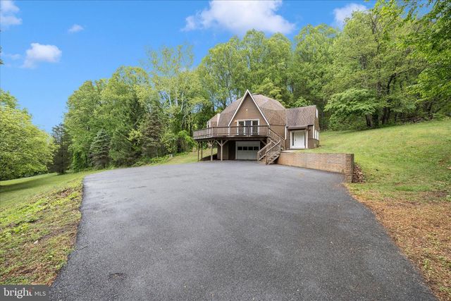 2813 FRY RD, Jefferson, MD 21755