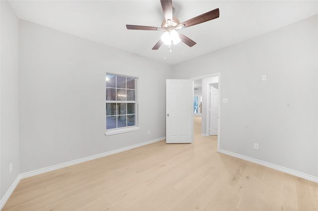 5325 Bent Tree Forest Drive 1104, Dallas, TX 75248