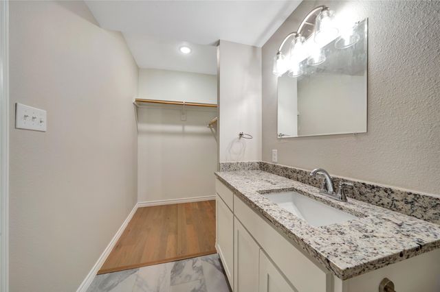 5325 Bent Tree Forest Drive 1104, Dallas, TX 75248