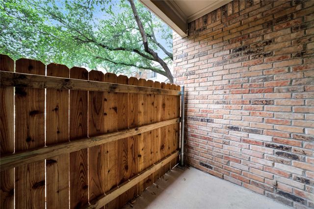 5325 Bent Tree Forest Drive 1104, Dallas, TX 75248