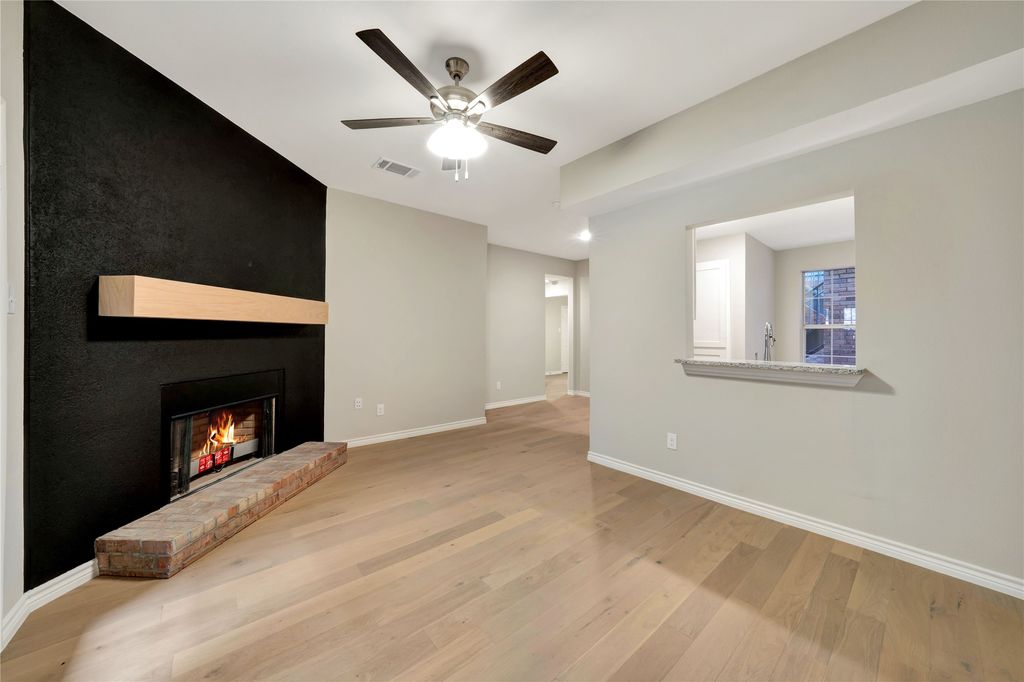 5325 Bent Tree Forest Drive 1104, Dallas, TX 75248