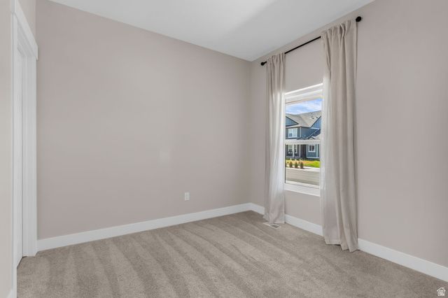 1005 E ANTELOPE DR, Eagle Mountain, UT 84005