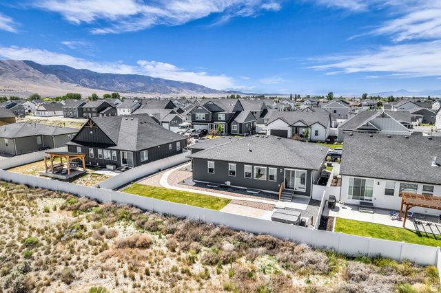 1005 E ANTELOPE DR, Eagle Mountain, UT 84005