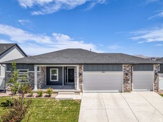 1005 E ANTELOPE DR, Eagle Mountain, UT 84005