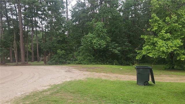1017 Weeping Willow Drive, Plantersville, TX 77363