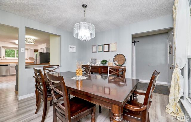 31 Great Lakes Drive, St Peters, MO 63376