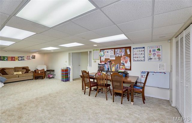 31 Great Lakes Drive, St Peters, MO 63376