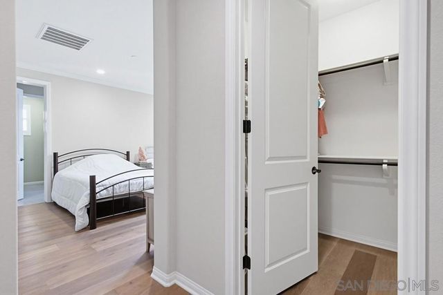 7951 Lusardi Creek Ln, San Diego, CA 92127