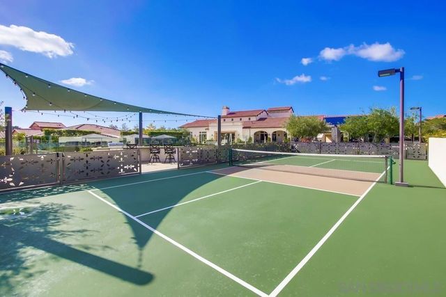 7951 Lusardi Creek Ln, San Diego, CA 92127