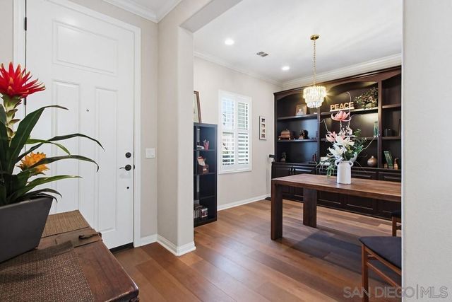 7951 Lusardi Creek Ln, San Diego, CA 92127