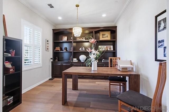 7951 Lusardi Creek Ln, San Diego, CA 92127