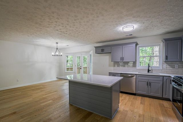 1450 Ashbrook Drive, Lawrenceville, GA 30043