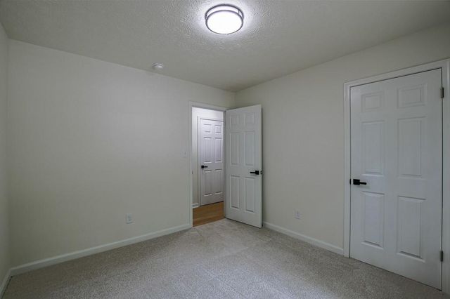 1450 Ashbrook Drive, Lawrenceville, GA 30043