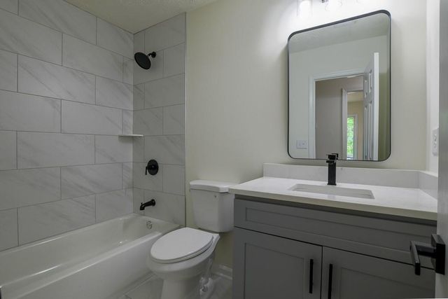 1450 Ashbrook Drive, Lawrenceville, GA 30043