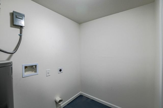 1450 Ashbrook Drive, Lawrenceville, GA 30043