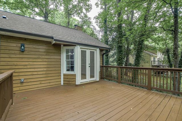 1450 Ashbrook Drive, Lawrenceville, GA 30043