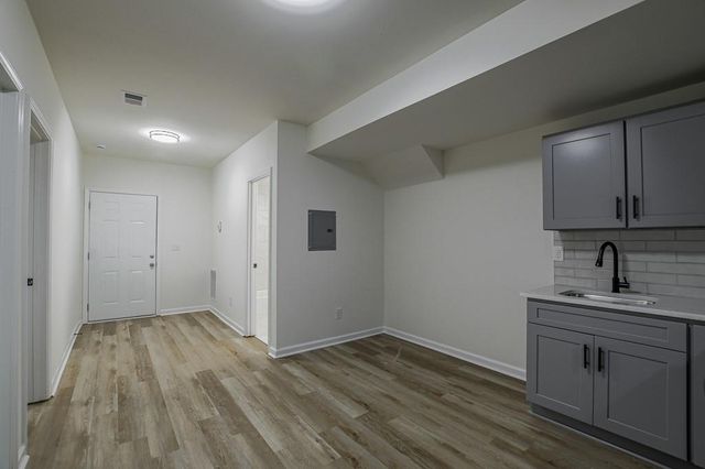 1450 Ashbrook Drive, Lawrenceville, GA 30043