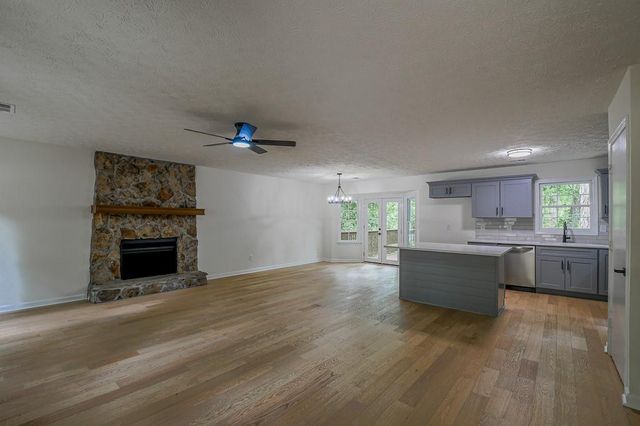 1450 Ashbrook Drive, Lawrenceville, GA 30043