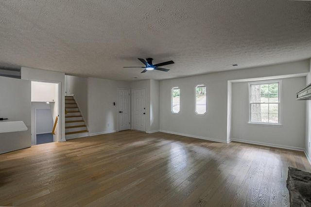 1450 Ashbrook Drive, Lawrenceville, GA 30043