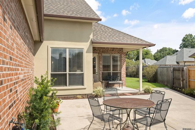 235 Fieldhouse Ave, St Gabriel, LA 70776