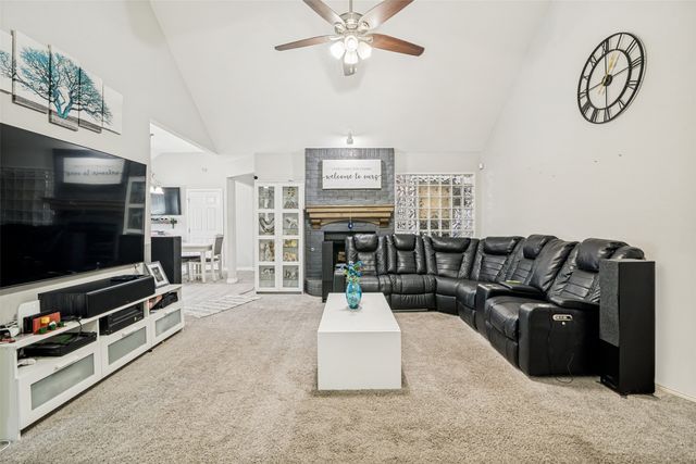 6417 Rosebud Drive, Rowlett, TX 75089