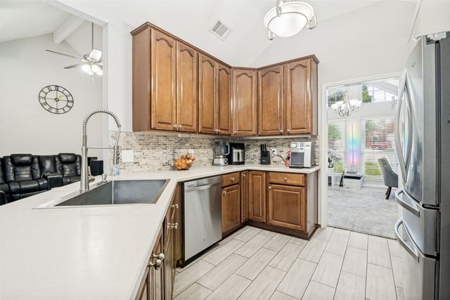 6417 Rosebud Drive, Rowlett, TX 75089