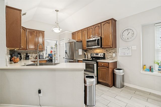 6417 Rosebud Drive, Rowlett, TX 75089