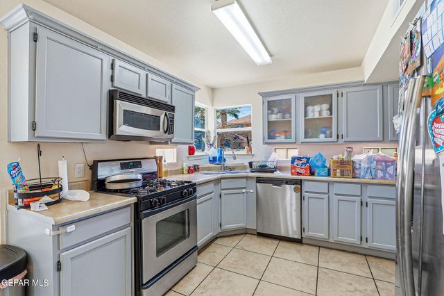 12469 PASEO DE ARCO Court, El Paso, TX 79928