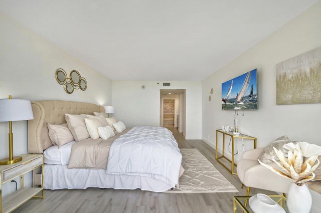 4101 N Ocean Boulevard 1008, Boca Raton, FL 33431