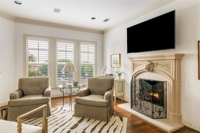 6911 Forest Glen Drive, Dallas, TX 75230