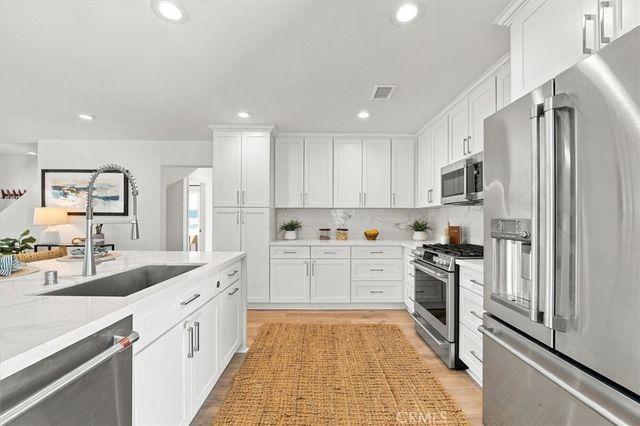 13123 El Moro Avenue, La Mirada, CA 90638