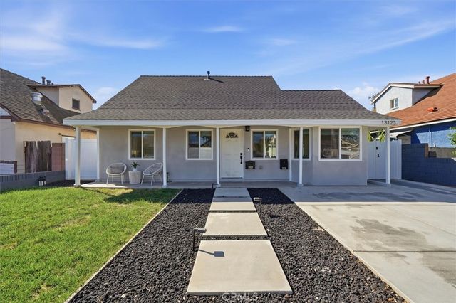 13123 El Moro Avenue, La Mirada, CA 90638