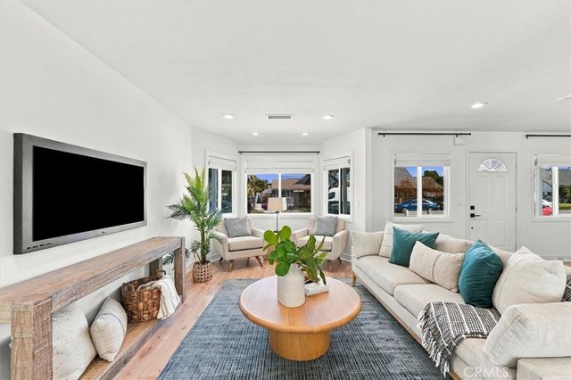 13123 El Moro Avenue, La Mirada, CA 90638