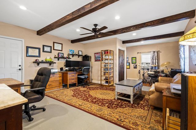 2321 County Rd 2100, Ivanhoe, TX 75447