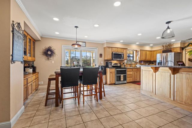 2321 County Rd 2100, Ivanhoe, TX 75447