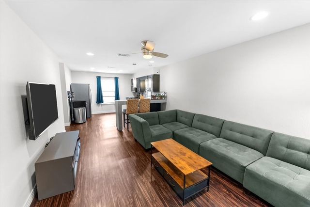 1358 S 12th Street, Waco, TX 76706