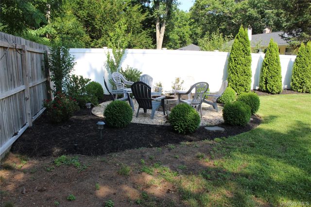 3 Lonscreek Place, Mastic Beach, NY 11951