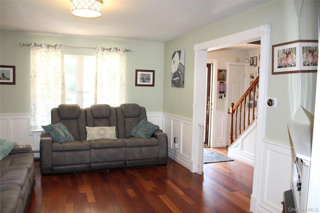 3 Lonscreek Place, Mastic Beach, NY 11951